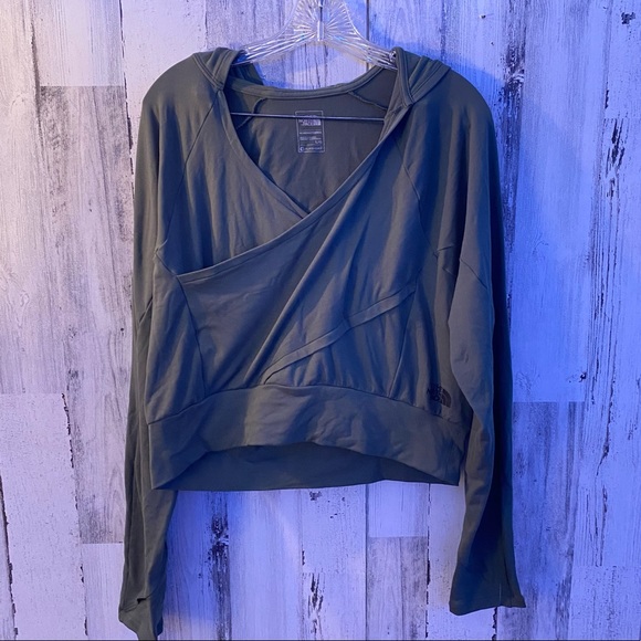 Vneck Cropped Hoodie | Poshmark